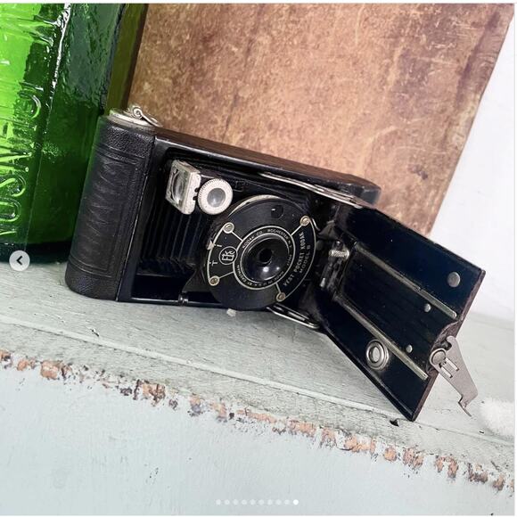 Vintage 1930s Kodak Vest Pocket Model B Folding Camera UNTESTED DISPLAY ONLY - Picture 10 of 10